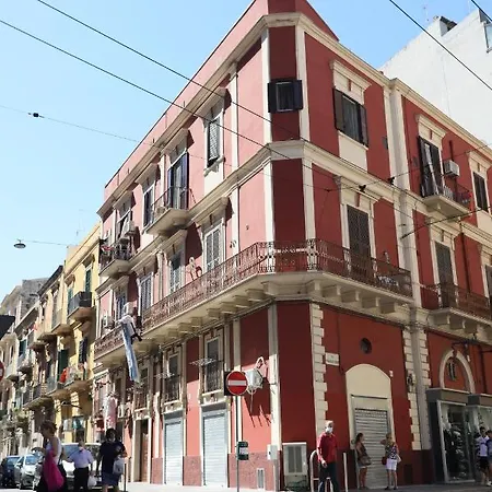 Due Passi Dal Borgo Antico 3 Apartment Bari Exterior photo